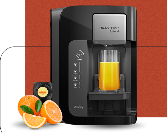 Máquina B.blend com bebida de tangerina